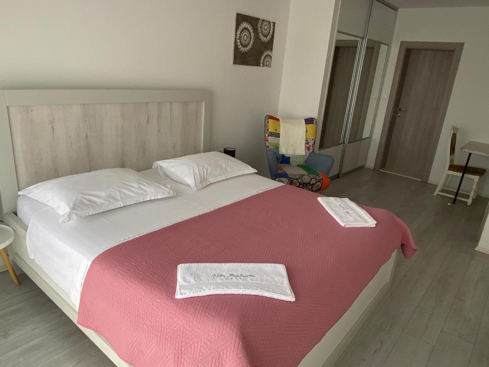 Villa Fidelissima Kaštela Esterno foto